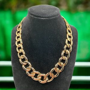 Necklace Vintage Cuban Link Metal Wide Winter Fall Bib Choker Gold-Tone 18"